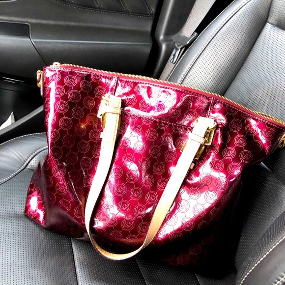Gorgeous Red/Burgundy Large Michael Kors Purse - Picture 2 of 12